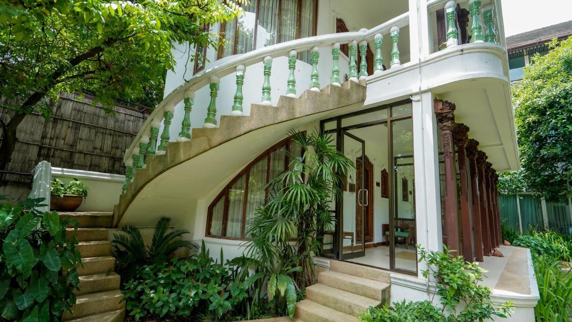 Kodchasri Thani Hotel Chiang Mai Exterior foto