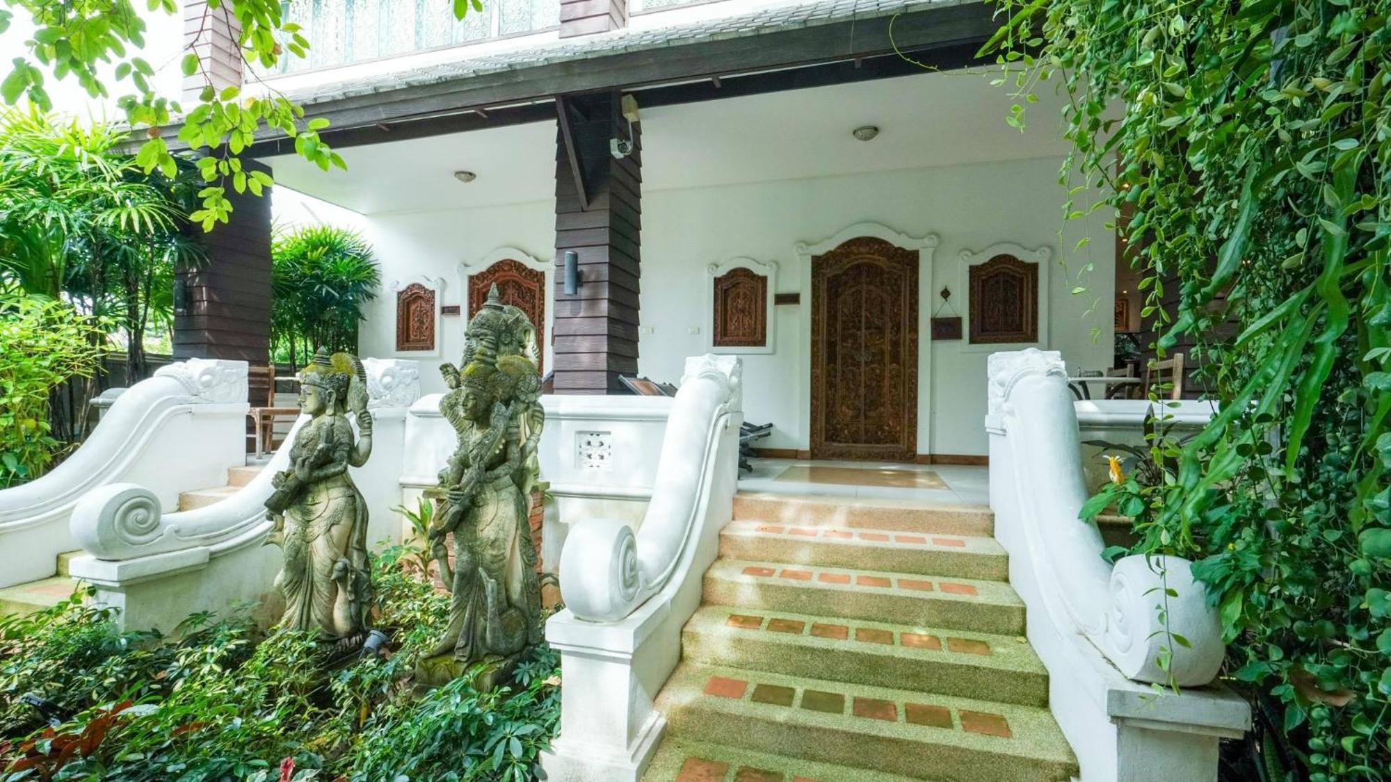 Kodchasri Thani Hotel Chiang Mai Exterior foto